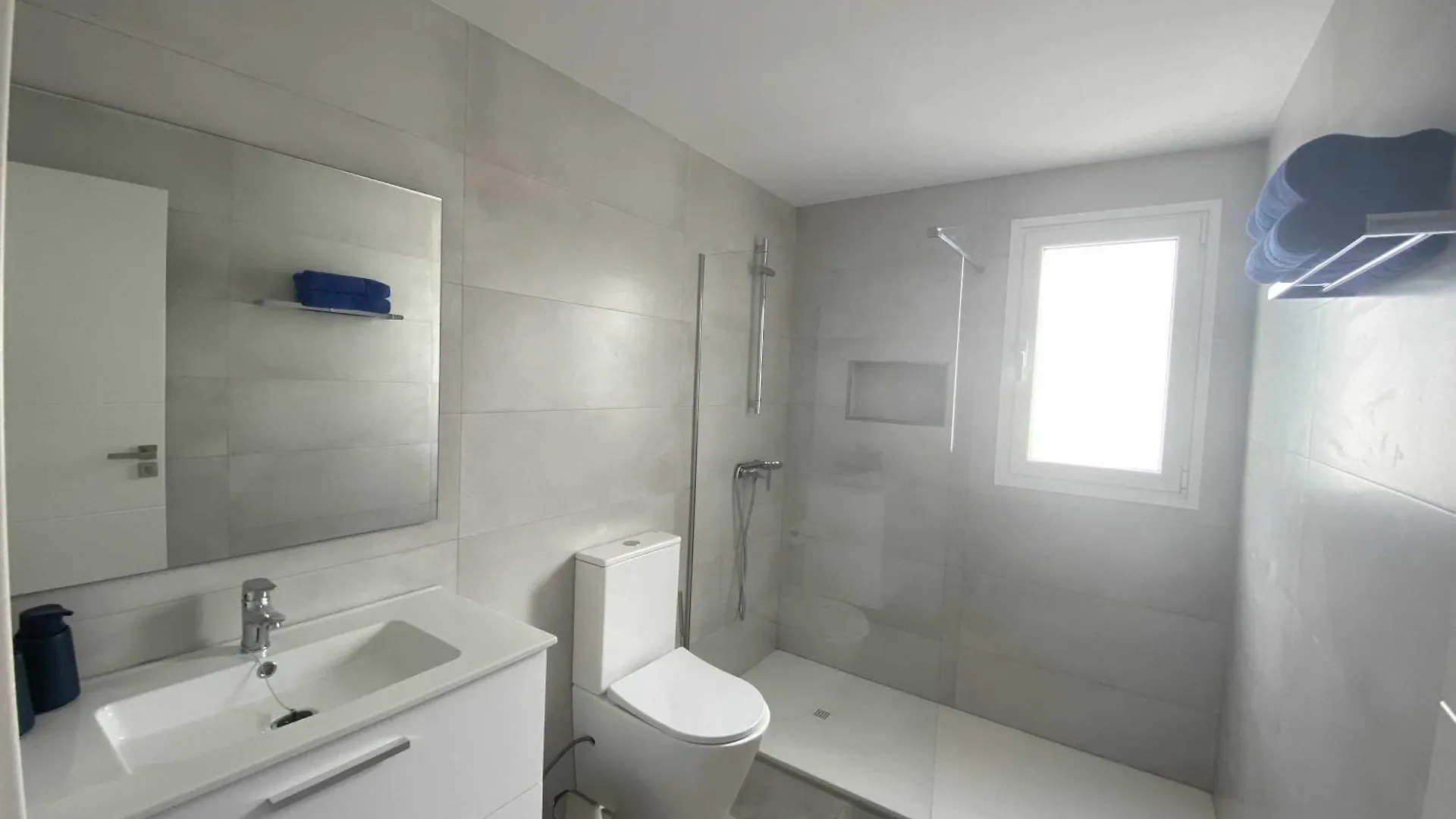 Imperdible Villa Con Piscina Y Barbacoa Puerto Calero İspanya